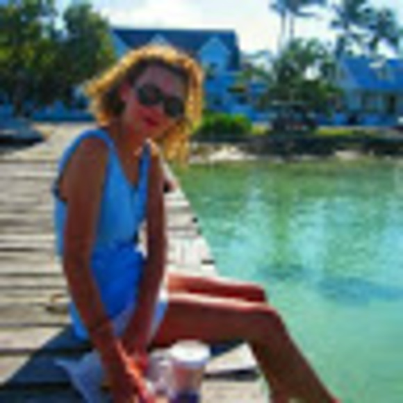 Meet your Posher, Lindsay - Picture 1 of 1